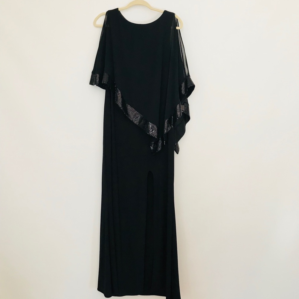 Evening dress, with asymmetric cold shoulder cape